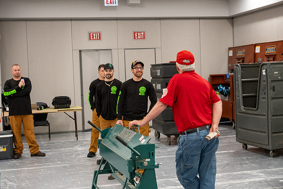 Z63_8073